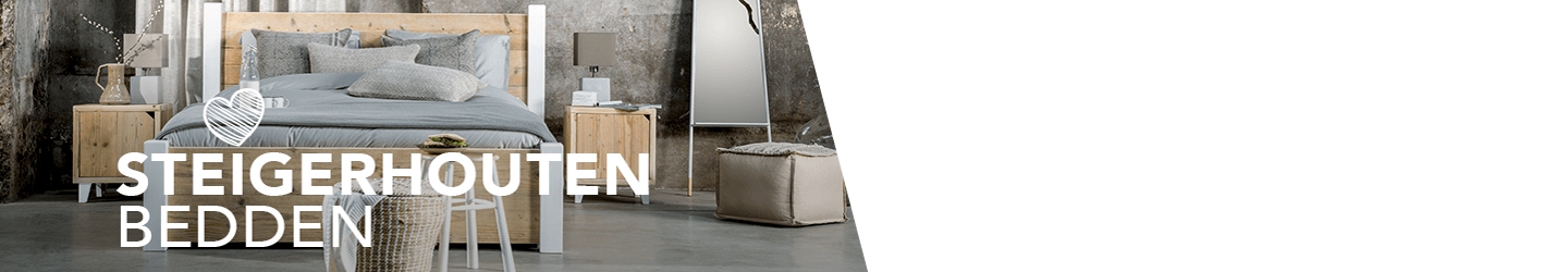 Steigerhout bed met fruitkistjes